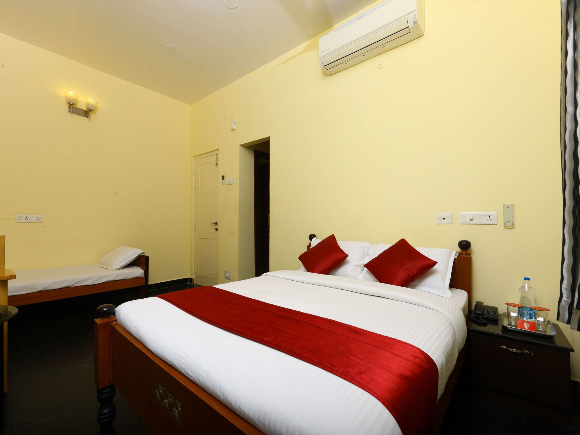 Oyo 10630 Hotel Nano Turf Madurai Luaran gambar