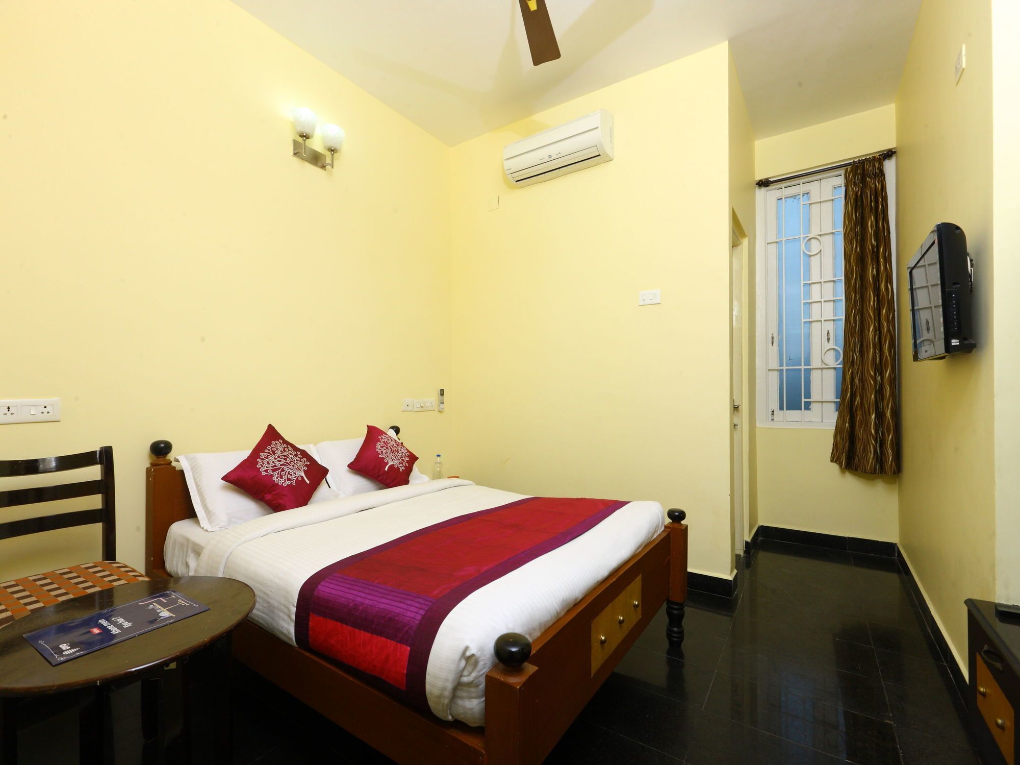 Oyo 10630 Hotel Nano Turf Madurai Luaran gambar